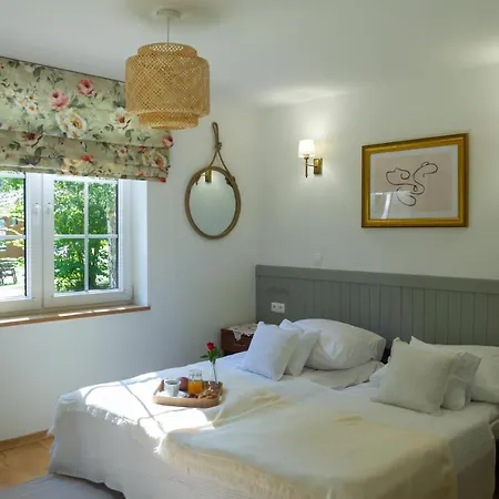 Bialy Domek Villa *